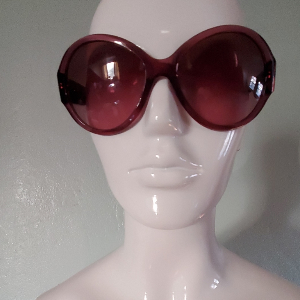Burberry sunglasses